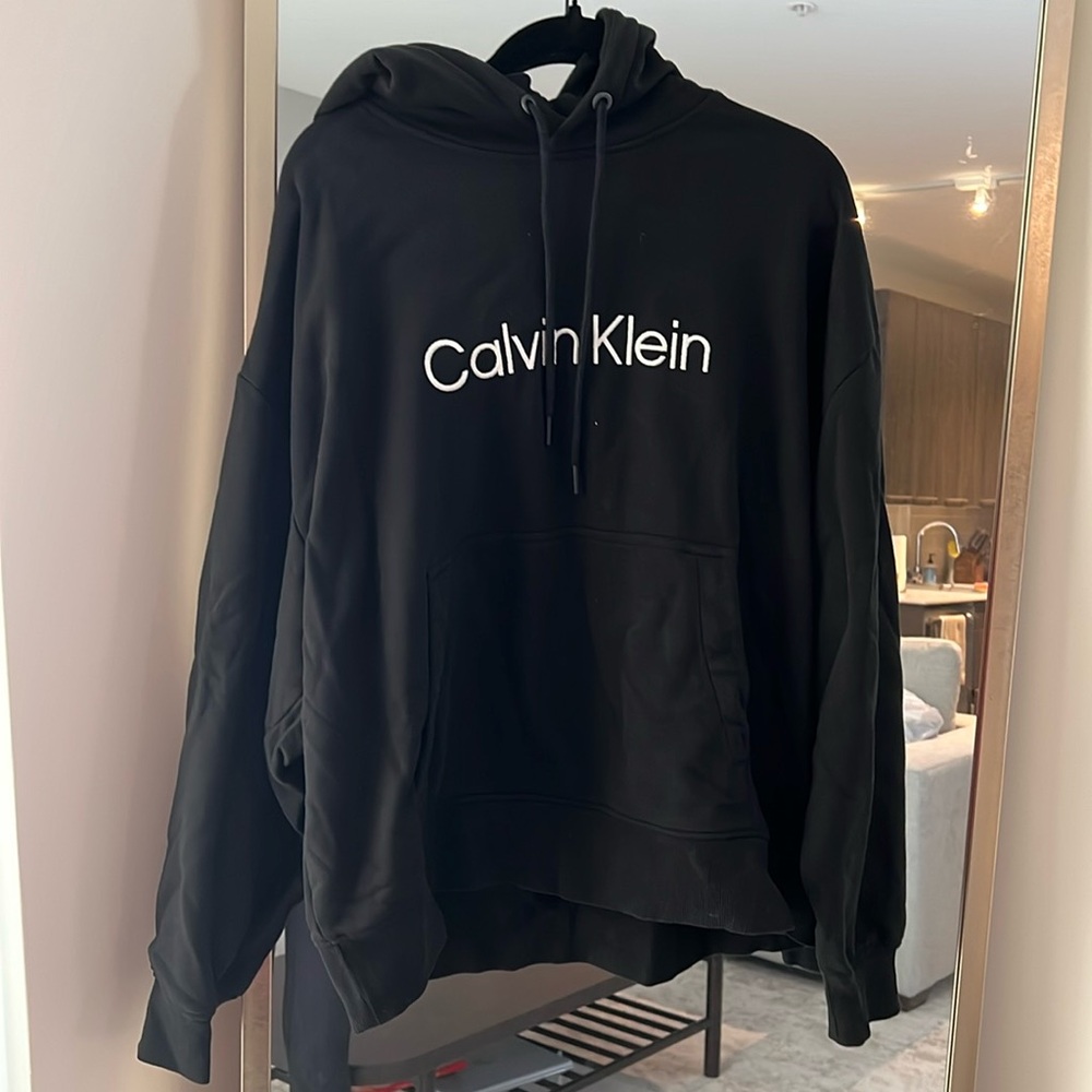 Black Calvin Klein Sweatshirt